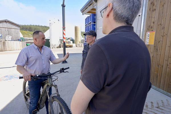 Gebrüder Lenges - Station de biométhanisation et agriculture à Recht (B)
