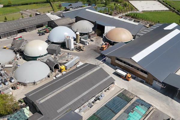 Gebrüder Lenges - Station de biométhanisation et agriculture à Recht (B)