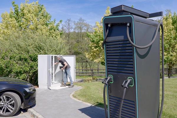 Gebrüder Lenges - Station de biométhanisation et agriculture à Recht (B)