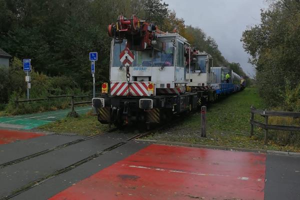 Infrabel - train de désherbage (B)